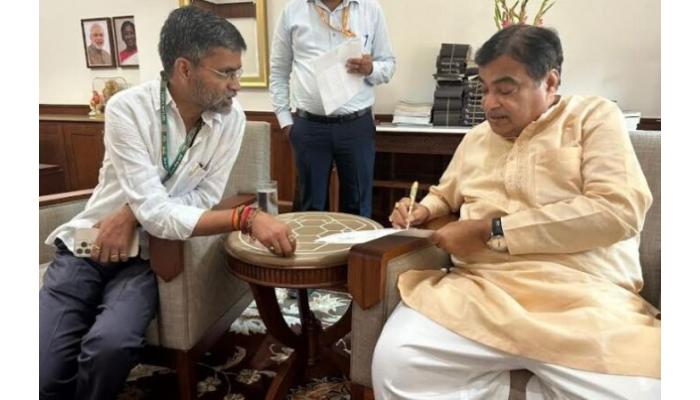 शरद पवार गटाच्या खासदाराने भाजपच्या मंत्र्यांची घेतली भेट