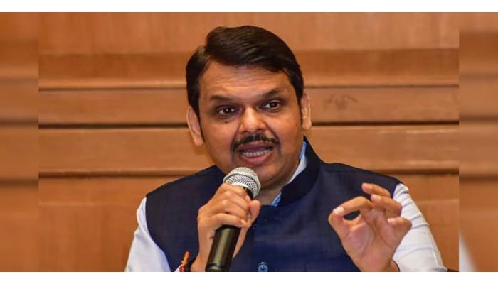 माझ्या अटकेसाठी सुपारी दिली गेली : देवेंद्र फडणवीसांचा आरोप