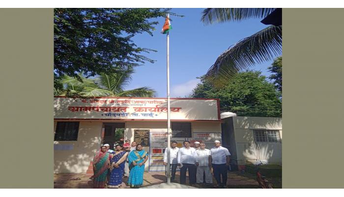 हर घर तिरंगा मोहिमेला चांदवडीत उस्त्फुर्त प्रतिसाद
