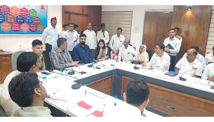 शहीद कर्नल संतोष महाडीक स्मृती उद्यानाच्या जागेचा प्रश्न तात्काळ मार्गी लावावा पालकमंत्री शंभूराज देसाई