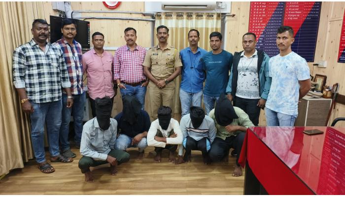 सातारा एमआयडीसी मध्ये लूटमार करणारे पाच जणांचे टोळके पोलिसांच्या ताब्यात.