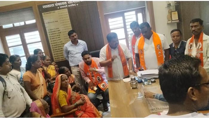 रेवंडे गावातील महिला पाणी प्रश्नावर आक्रमक