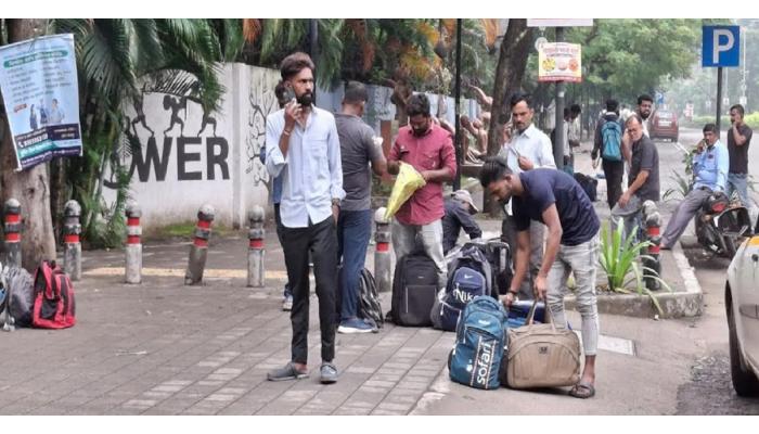 मुलाखतींसाठी आलेल्या बेरोजगार उमेदवारांचे हाल