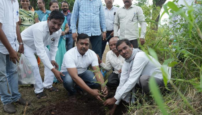 ग्रामबीजोत्पादन गाव चिंचणेर निंब पर्यटनाचे गाव म्हणून ओळख निर्माण करावी : तहसीलदार नागेश गायकवाड