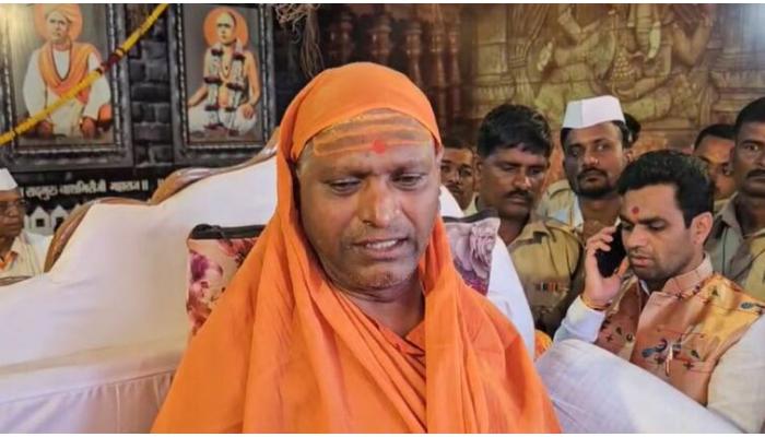 रामगिरी महाराजांच्या सरला बेटावर वाढवली सुरक्षा