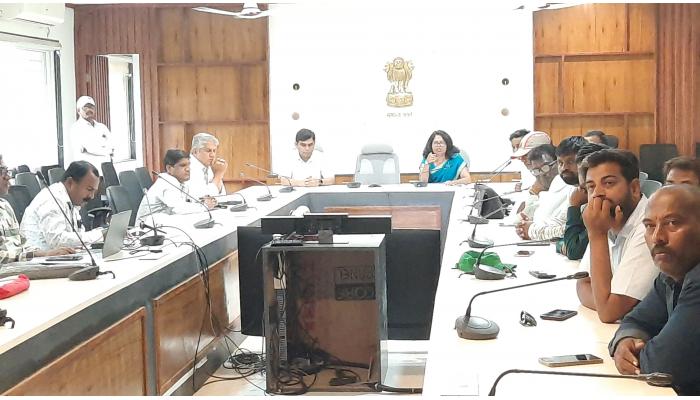 राजकीय जाहिरातींचे पूर्व प्रमाणिकरण बंधनकारक : जिल्हा निवडणूक अधिकारी जितेंद्र डुडी