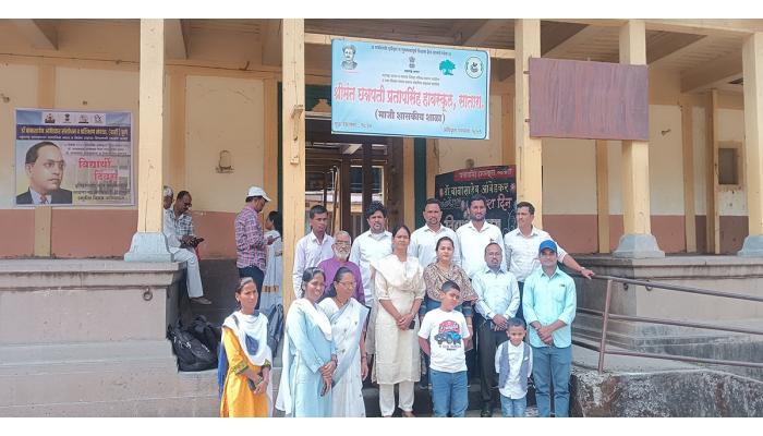 डॉ. बाबासाहेब आंबेडकर शाळा प्रवेश दिन विद्यार्थी दिवस म्हणून साजरा