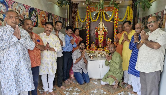कासट परिवारातर्फे साताऱ्यात सत्यनारायण मंदिरात अन्नकोट संपन्न