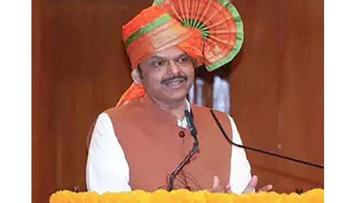 देवेंद्र फडणवीसांच्या शपथविधीला मान्यवरांची उपस्थिती