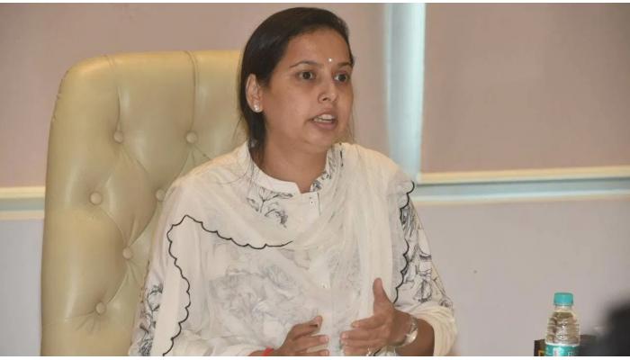 लाडकी बहीण योजनेत छाननी होणार?