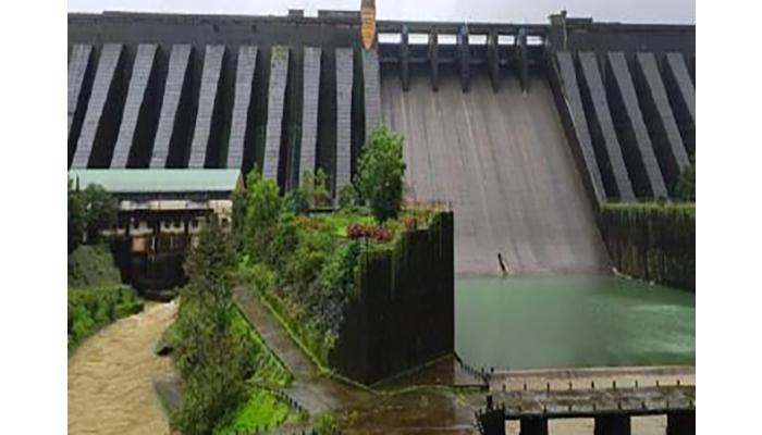 सातारा जिल्ह्यातील धरणांतून सिंचनासाठी विसर्ग सुरू