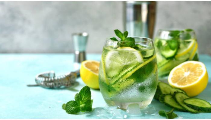 लिंबाच्या अॅसिडने सडू शकते लिव्हर