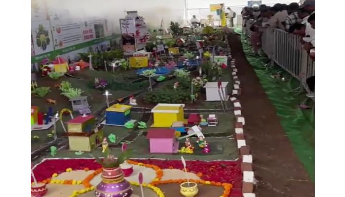 श्री सेवागिरी प्रदर्शनात कृषि विभागाचा स्टॉल ठरतोय आकर्षण