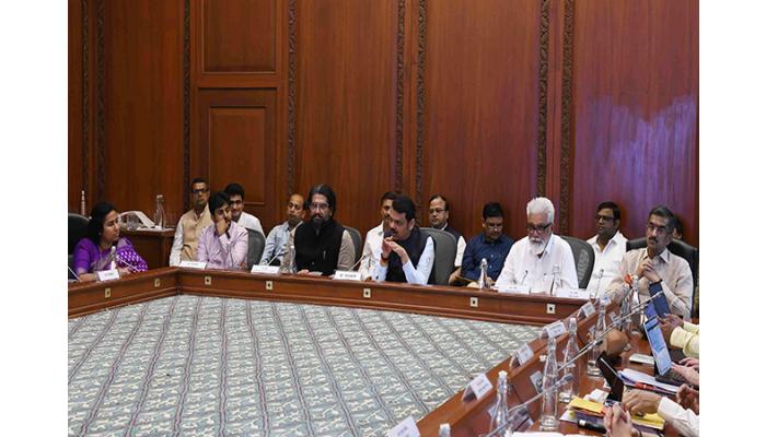 योजना, निर्णयांची माहिती लोकांपर्यंत प्रभावीरीत्या पोहोचविण्यासाठी डिजीटल माध्यम धोरण तयार करणार : मुख्यमंत्री देवेंद्र फडणवीस