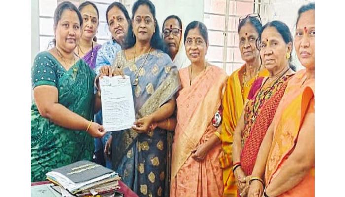 एसटी भाडेदरवाढ तातडीने मागे घ्यावी