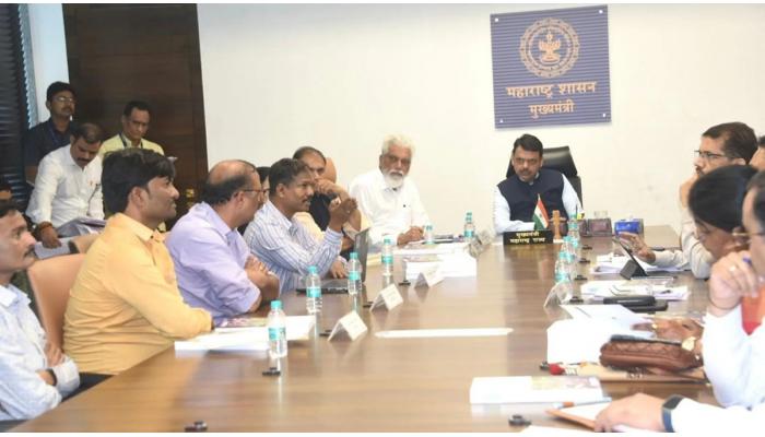 वर्ग-२ च्या जमिनी वर्ग-१ मध्ये रुपांतरणाच्या अभय योजनेस वर्षभराची मुदतवाढ