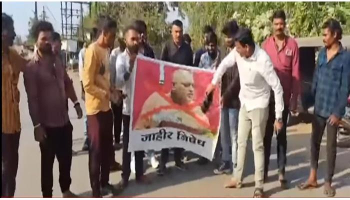 राहुल सोलापूरकर यांच्या प्रतिमेला साताऱ्यात जोडे मारो आंदोलन