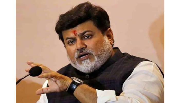 म्हसवडमध्ये तीन हजार एकरांत एमआयडीसी : उदय सामंत