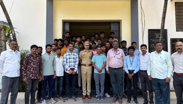 उंच भरारी योजनेतून 51 युवक प्रशिक्षणासाठी रवाना