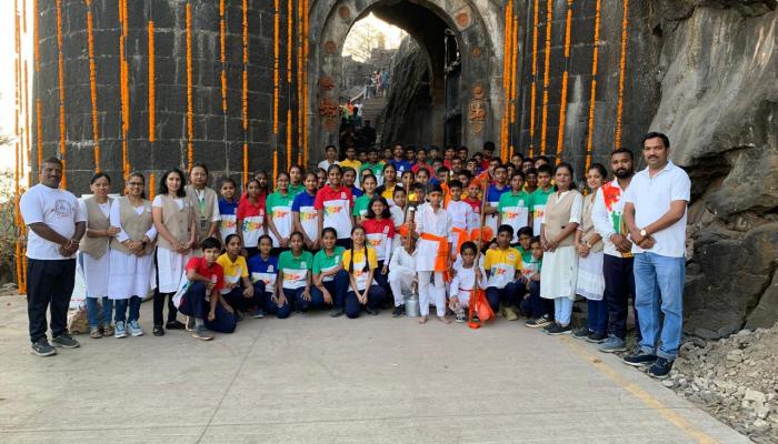 हिंदवी पब्लिक स्कूल मध्ये छत्रपती शिवाजी महाराज जयंती उत्साहात साजरी