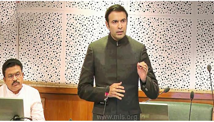 मुख्यमंत्री रोजगार प्रशिक्षण विभाग सुरू करा