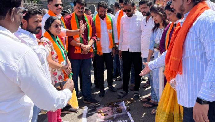 सातारा भाजपातर्फे आ. अबू आझमी यांचा निषेध