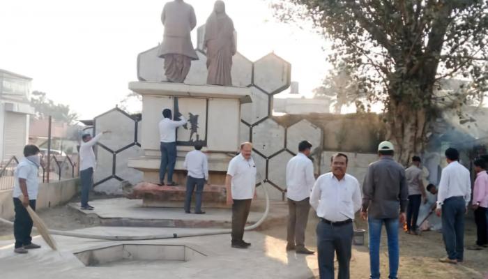 अखेर यशवंतराव-वेणुताईंनी घेतला मोकळा श्वास...