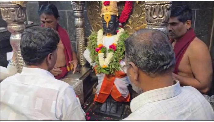पंढरपूरच्या विठ्ठल मूर्तीची झीज