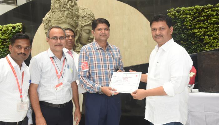 उन्हाळ्यात रक्तदात्यांनी रक्तदानाच्या सर्वश्रेष्ठ कार्यात सहभागी व्हावे : सार्वजनिक आरोग्यमंत्री मंत्री प्रकाश आबिटकर