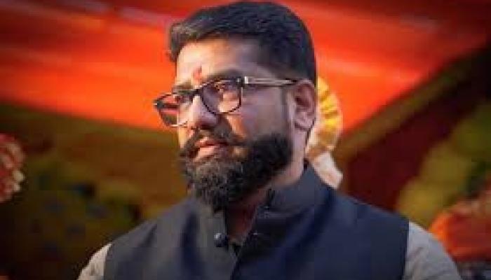 वाढदिवसानिमित्त हार, बुके, शाल-श्रीफळ आणू नये