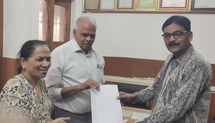 वाचनसंस्कृतीला वाचनामुळे बळकटी येत असते !