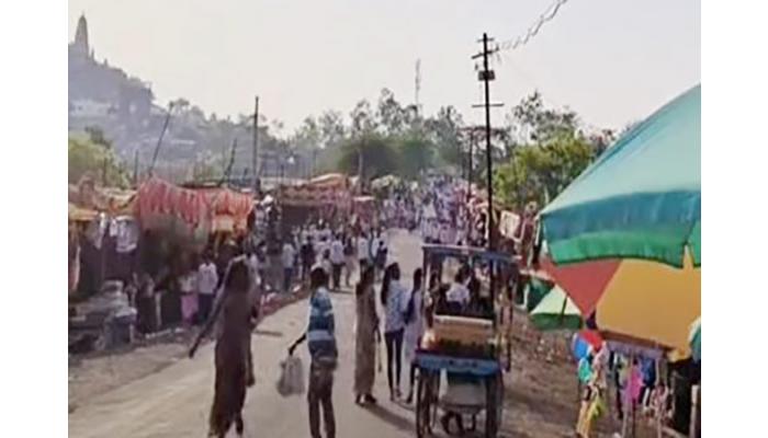 शिखर शिंगणापूर यात्रेत दोन गटांमध्ये दगडफेक