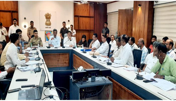 तारळी धरणावरील उपसासिंचन योजनांची अपूर्ण कामे मे अखरे पूर्ण करावीत : पालकमंत्री शंभूराज देसाई