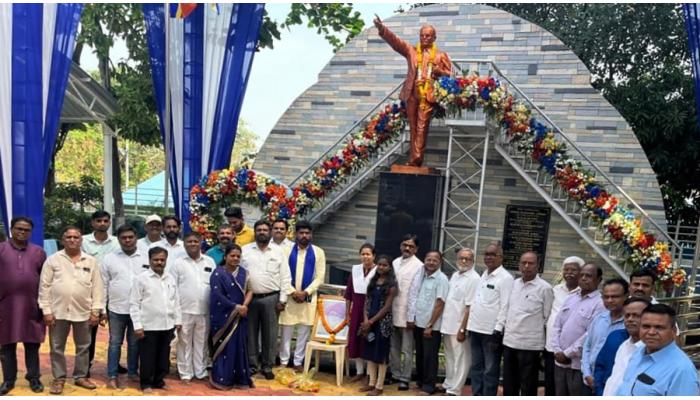 सत्यशोधक ज्योतिबा फुले यांच्या प्रेरणेने बाबासाहेब जगजेत्ते ठरले !
