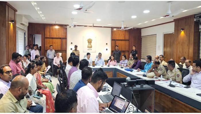 ‘महाबळेश्वर महापर्यटन महोत्सव २०२५’च्या तयारीचा पालकमंत्री शंभूराज देसाई यांनी घेतला आढावा