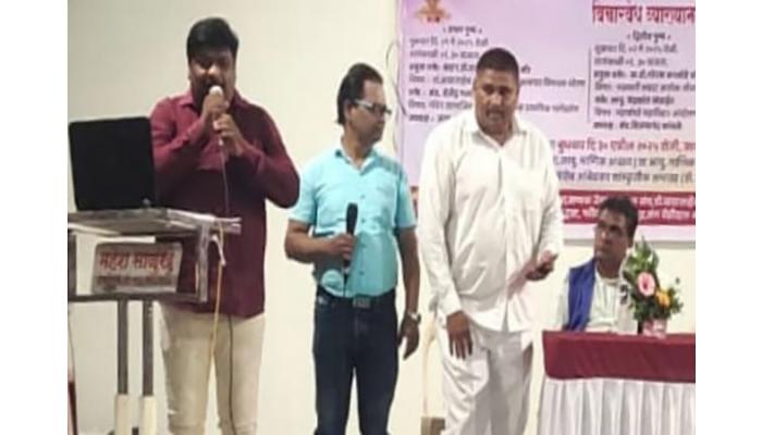 विचारवेध व्याख्यानमालेच्या पार्श्वभूमीवर गीतमैफिल कार्यक्रम उत्साहात !