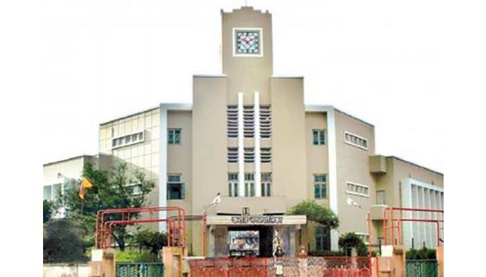 अधिकारी-ठेकेदारामध्ये कराड पालिकेत मारामारी