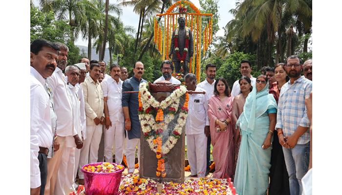 स्व. भाऊसाहेब महाराजांचा आदर्श वारसा अखंडपणे चालवू
