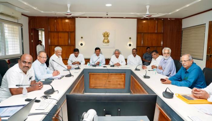 माहुलीतील समाधी स्मारकांच्या आराखड्याचे सातारमध्ये सादरीकरण
