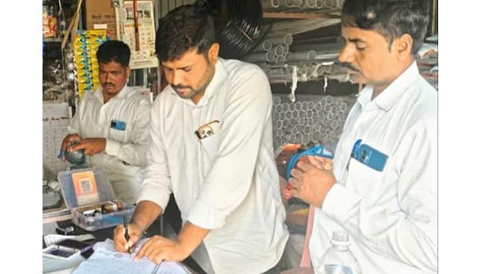 बरड भागात कृषी केंद्रांवर कारवाई