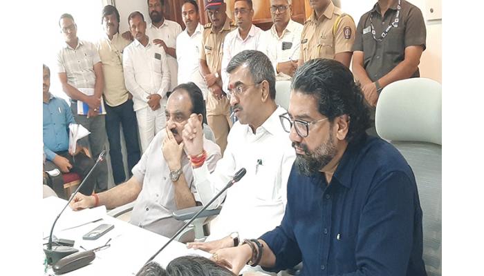 मान्सून कालावधीत प्रत्यक्ष क्षेत्रपातळीवर जाऊन काम करावे : पालकमंत्री शंभूराज देसाई