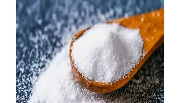 महिनाभर मीठ खाणं बंद केल्यामुळे आरोग्याला होतील फायदेच फायदे…