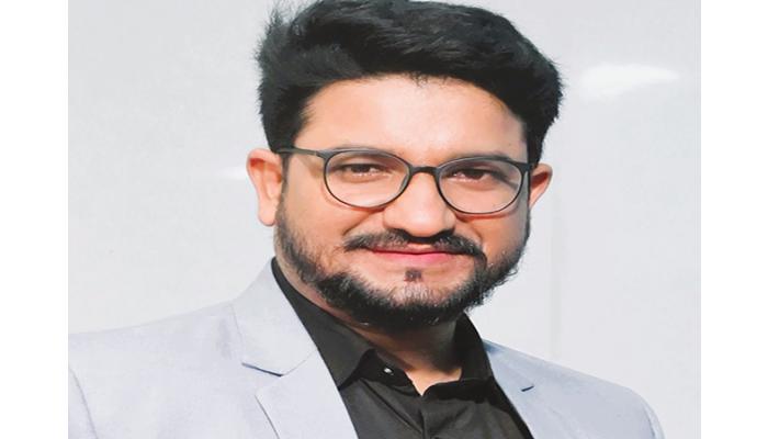 मानवी हस्तक्षेपामुळे प्रदूषित झालेले वातावरण आता जीवसृष्टीच्या विनाशाचे कारण बनले