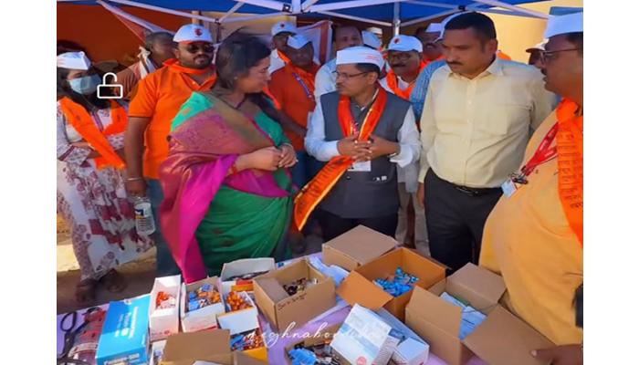 सार्वजनिक आरोग्य राज्यमंत्री मेघना साकोरे-बोर्डीकर यांनी केली संत श्रेष्ठ ज्ञानेश्वर महाराज पालखी सोहळ्यातील आरोग्य सेवेची पाहणी