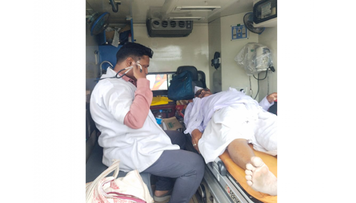 विठूरायाच्या पंढरीत १०८ रुग्णवाहिकेद्वारे १०९५ भाविकांची आरोग्यसेवा