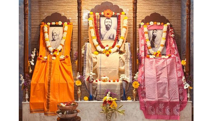 गुरुपौर्णिमा मोठ्या भक्तीभावात आणि धार्मिक कार्यक्रमांनी साजरी