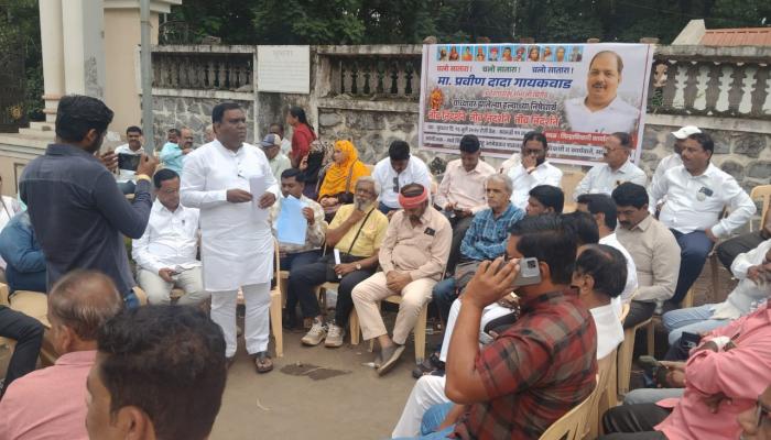 आंबेडकर विचार मंचचे सातारमध्ये धरणे आंदोलन