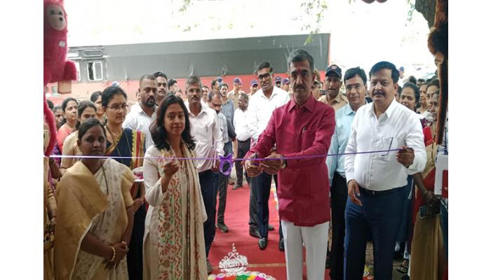 उमेद मार्टचे पालकमंत्री शंभूराज देसाई यांच्या हस्ते उद्घाटन