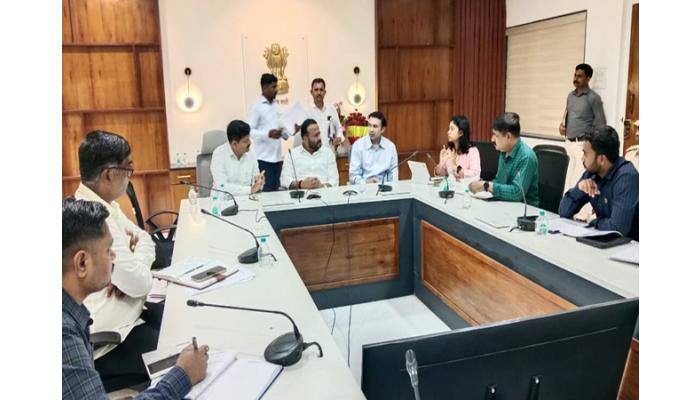 धर्मादाय रुग्णालयांमध्ये निर्धन व दुर्बल घटकांसाठी खाटा राखीव ठेवणे बंधनकारक