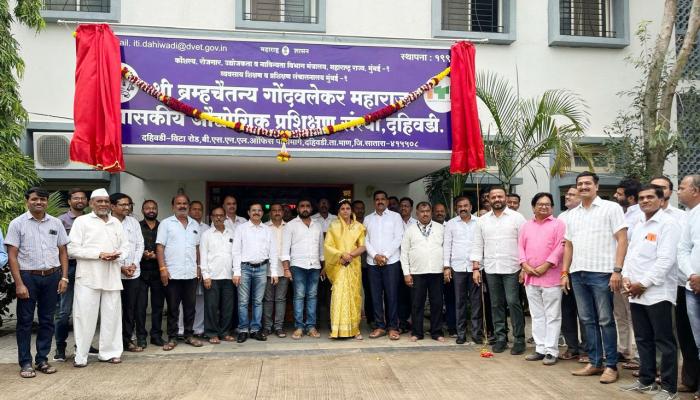 विद्यार्थ्यांनीही कोणत्याही कामाला कमी लेखू नये : ग्रामविकास व पंचायतराज मंत्री जयकुमार गोरे